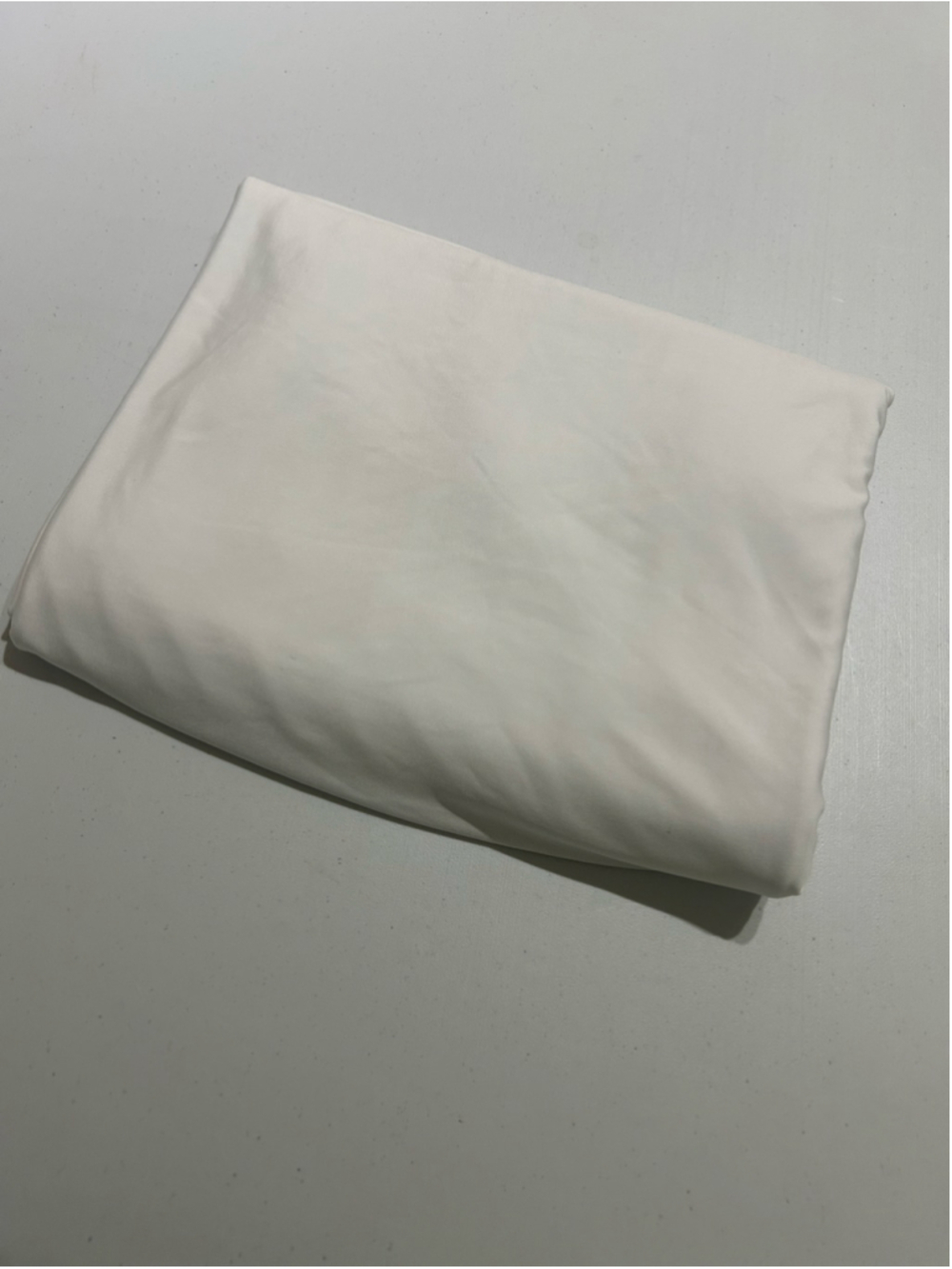 🔥3 for $40🔥 Fabric: 1.9 Yards of Stretch White Fabric